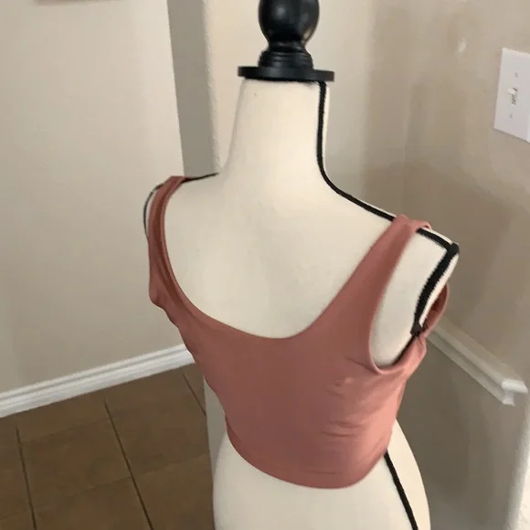 Revamped crop top - Picture 11 of 16